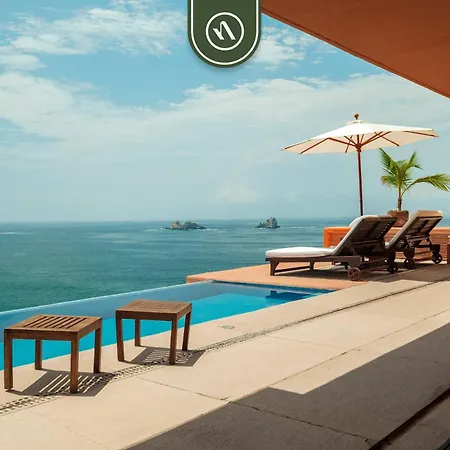 4 Bedroom Penthouse - Breathtaking Views - Private Pool